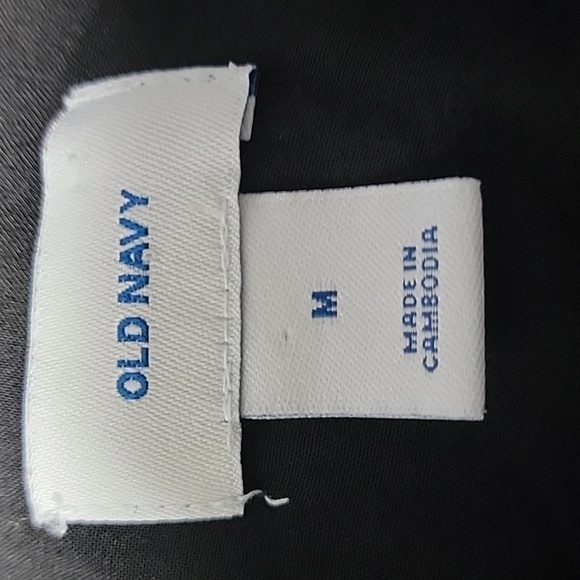 Old Navy, Size M, Off-Shoulder with Spaghetti Strap Top, Black. EUC! - Picture 5 of 9